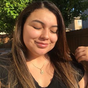 Meet your Posher, Alexa rose